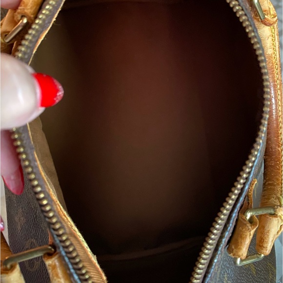 LOUIS VUITTON SPEEDY 30 BAG - Picture 6 of 11